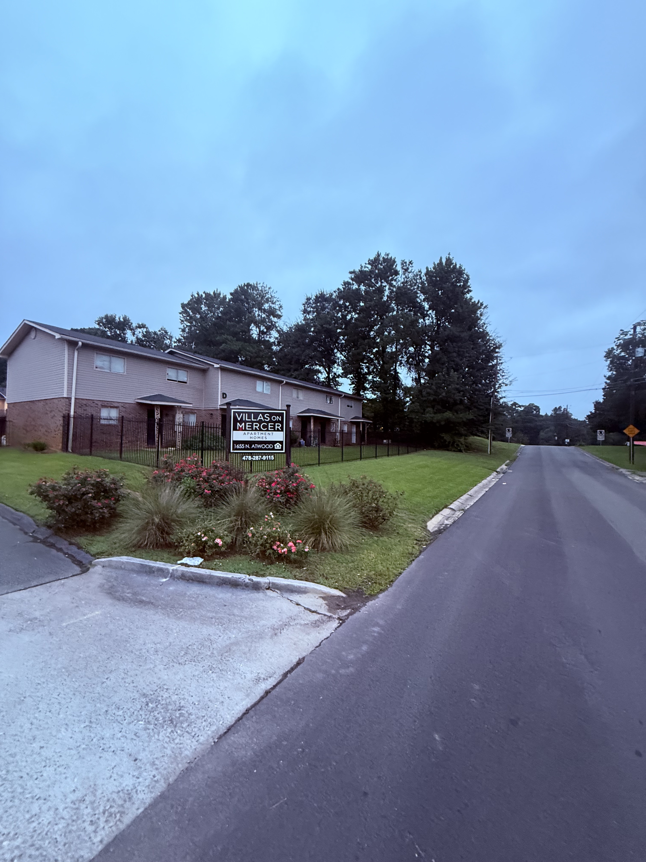1655 North Atwood Drive - E 5